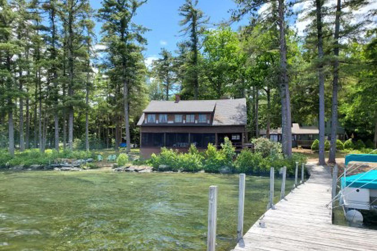 Meredith Lakefront Lodge On Lake Winnipesaukee Екстериор снимка