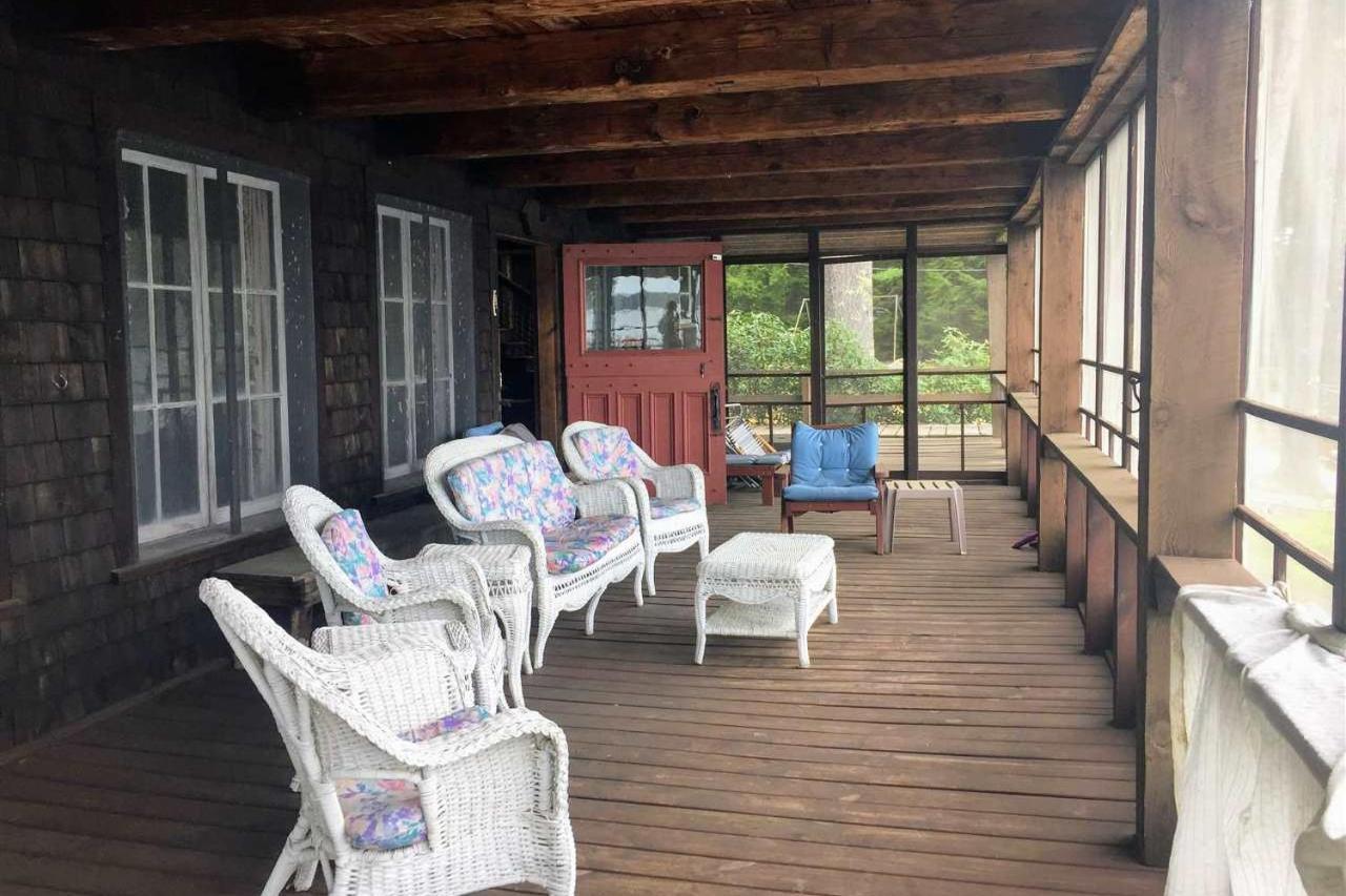 Meredith Lakefront Lodge On Lake Winnipesaukee Екстериор снимка